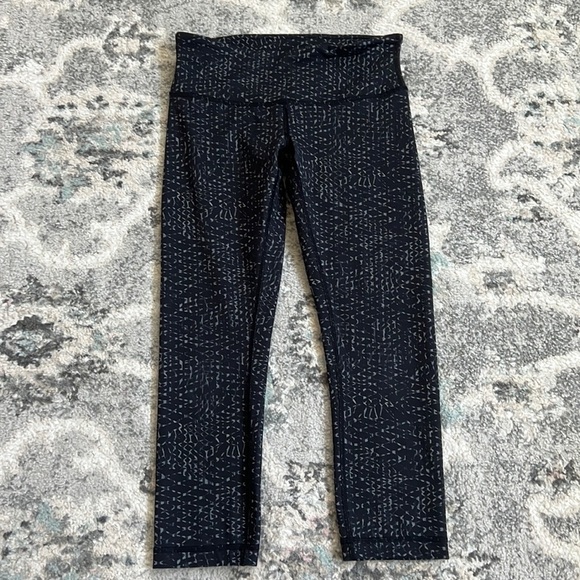 Lululemon cropped leggings - Picture 1 of 12